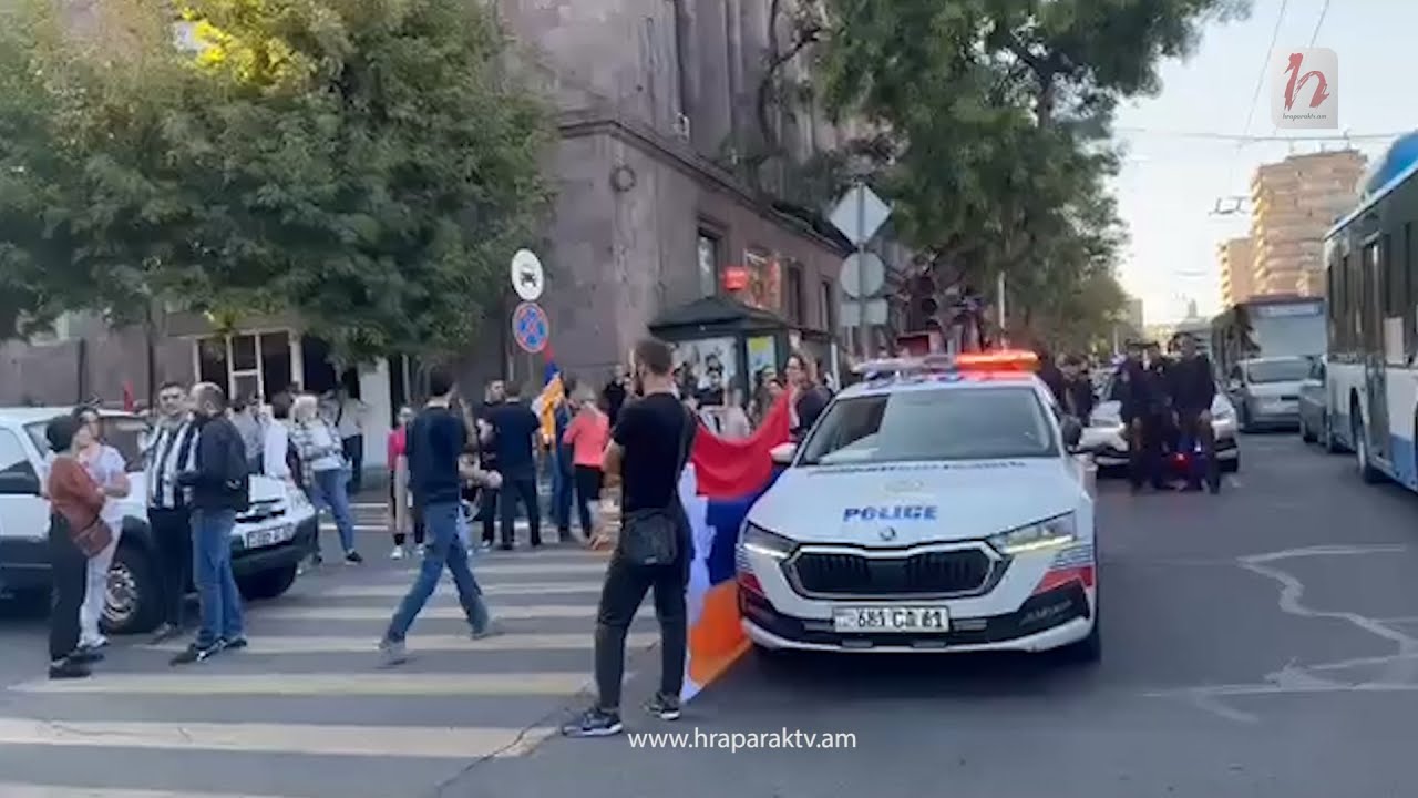 ՌԴ դեսպանատան դիմաց բողոքի ակցիա է