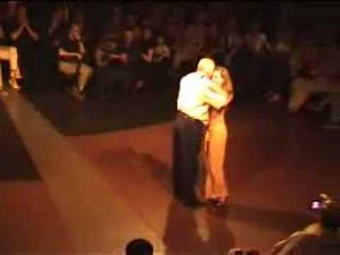  Silvia Rusconi  and  Tete Pedro Rusconi  are  dancing  to  the  vals  "  Bajo Un Cielo de Estrellas  "
