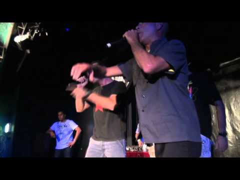 Sud Sound System live in Melbourne (Part 3: Featuring "Una Sula")