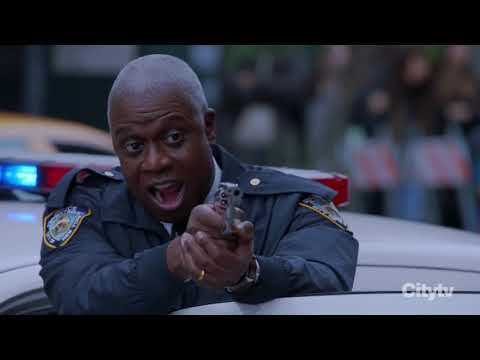 Brooklyn Nine-Nine | 6x08 | Holt Captures The Disco Strangler