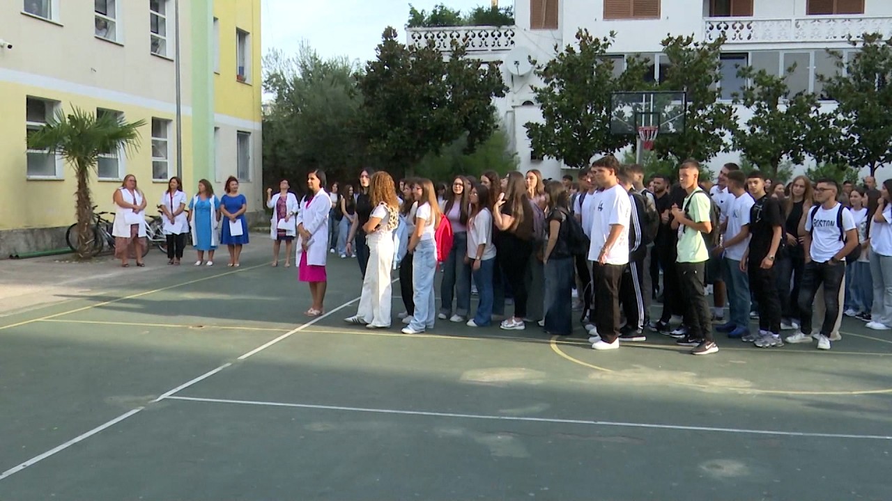 Shkodër/ Nis faza e dytë e regjistrimeve në shkolla, Sokoli: Rreth 500 nxënës në klasat e para dhe 450 në të dhjeta, aplikimet përmes e-Albania