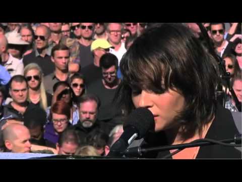 Norah Jones Forever Young