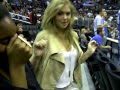 Kate Upton Teaches How To Dougie at the Clippers.
