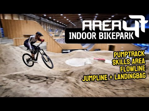 AREA 47 - DER ERSTE Indoor Bikepark in Österreich | MTB Spotcheck 2023 | Leo Kast
