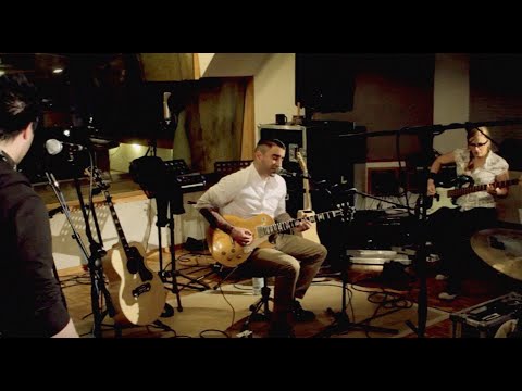 Broilers - »Tanzt du noch einmal mit mir?« (Outback Session)