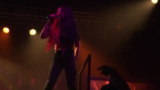 New Years Day SCREAM (band goes in crowd) Pittsburgh