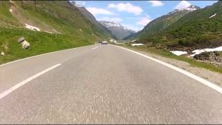 1Addicts drive on Alpine high pass