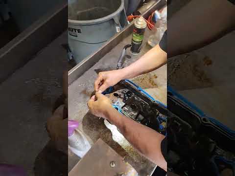 Don's Mechanic Tips (valve cover gasket)