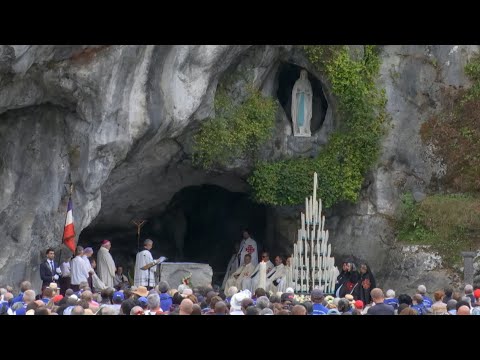 Chapelet du 15 août 2022 à Lourdes