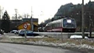 preview picture of video '[NSB] Regiontog from Skien to Oslo S. and Lillehammer calling at Holmestrand and crossing...'