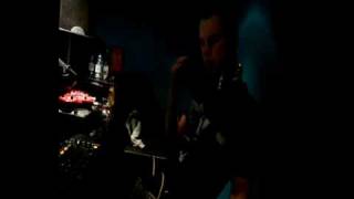Bruce Gainsford AKA Styrafoamkid (Live with Guitar) playing at Ministry of Sound Jan 09 (3)