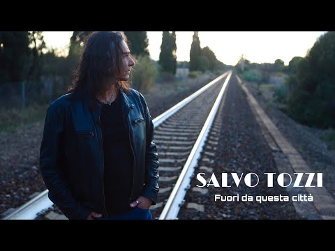 Salvo Tozzi - Fuori da questa città  (Official Video)