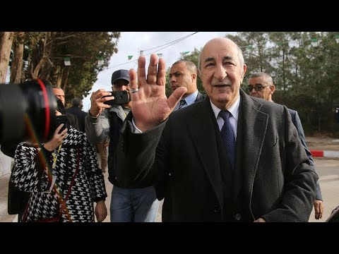 في لقاء سابق مع يورونيوز هذا ما وعد به عبد المجيد تبون الجزائريين قبل أن ينتخب رئيسا…