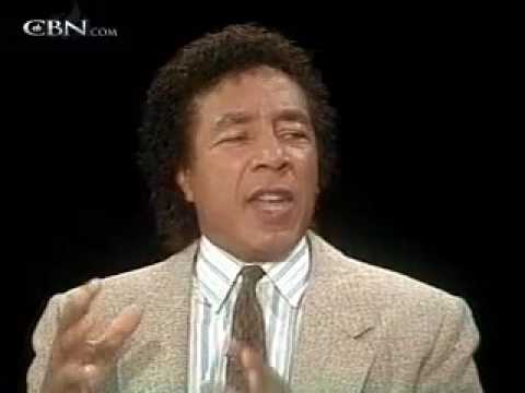 Smokey Robinson -- April 25, 1989 - CBN.com