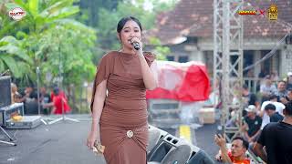 Download lagu AIR BUNGA - NURMA KDI || ADELLA PUTU SINGO mp3 Download lagu AIR BUNGA - NURMA KDI || ADELLA PUTU SINGO mp3