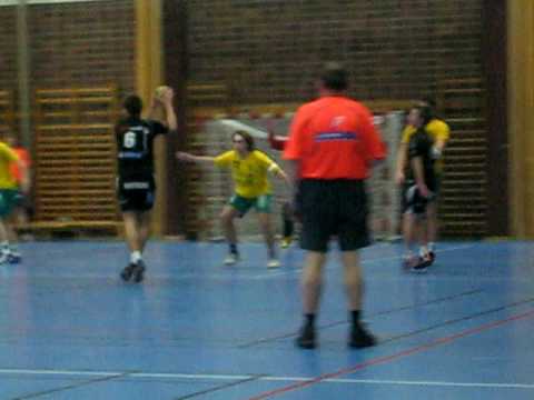 Atal sätter 19-23 från V6 mot HK Björnen