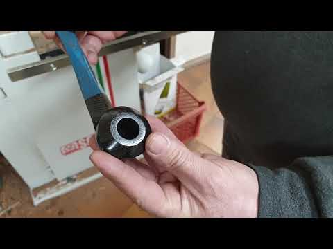 Morta Rhodesian with Cumberland Stem Hand Cut