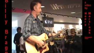 BILLY BRAGG covers Lightfoot's Early Morning Rain in Toronto