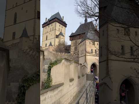 Karlštejn Castle (Karlštejn 🇨🇿) #shorts #travel #travelvlog #czechrepublic #castle #europe #history