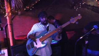 Fully Fullwood bass solo
