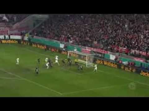 VFB STUTTGART - FC BAYERN , 3:6 , DFB Pokal 22.12.2010 .............Oeni