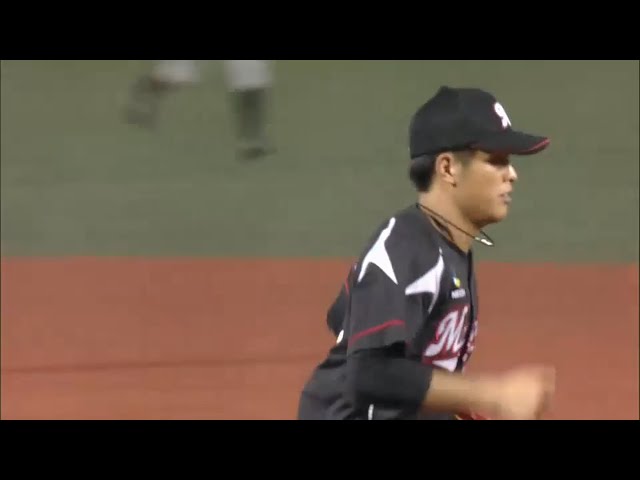 【8回裏】代わったところに打球は飛ぶ･･･ マリーンズ・中村の横っ飛びファインプレー!! 2015/8/13 E-M