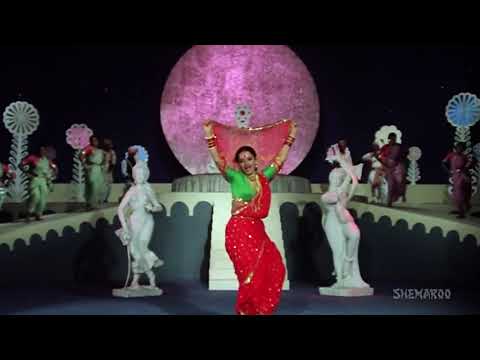Rekha ji in Marathi Lavani
