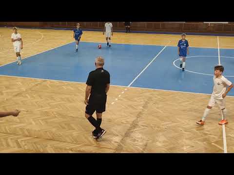 ROUB FUTSAL CUP 2024 - KFV Roub Vítkovice 2011 Modří  vs Real Top Frýdek-Místek U13  1:0 -Celý Zápas