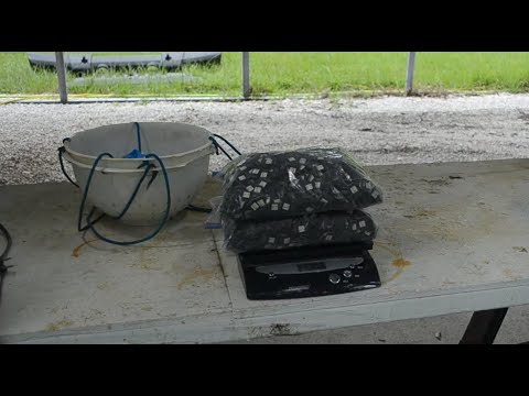 Recovering Gold and Silver from 3.8 kg of Flash RAM IC chips, Part 1