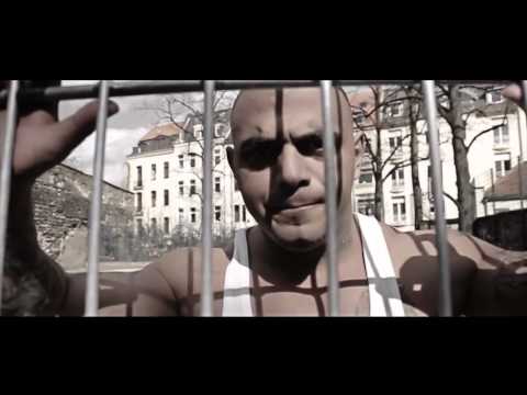 Karakan   So ist das Leben Bruder 2 FREE XATAR prod  by Gunfight Beatz OFFICIAL HD VIDEO youtube ori
