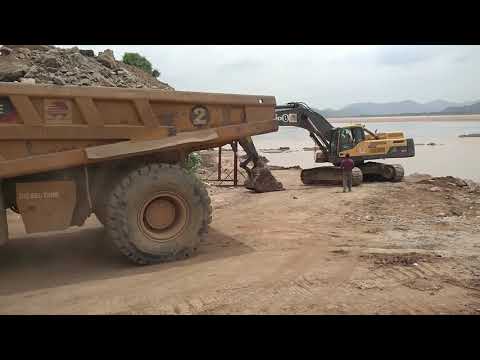 CAT 773-Giant Vehicles .see the size...