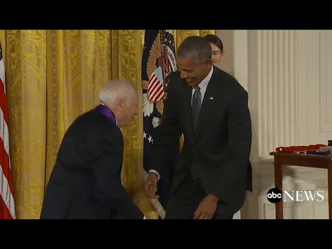 Mel Brooks Pretends to Pants Obama