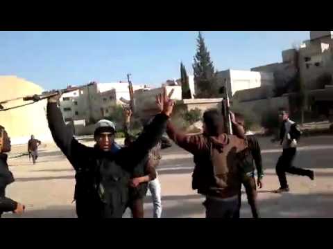 جولة ميدانية داخل الكتيبة 666 في منطقة السيدة زينب في ريف دمشق بعد السيطرة عليها من قبل كتائب الجيش الحر