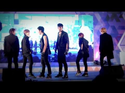 "CapsLock" cover B.A.P @ "Thailand Game Show BIG Festival 2013"