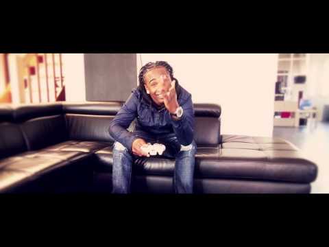 Jay Jay  shout out Teenstarz 3 mei 2011!