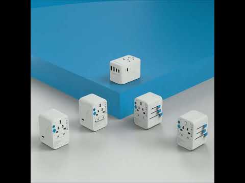 OneAdaptr International Travel Adapter & Charger - Green