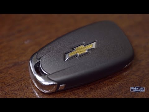 Replacing the Battery in a Chevrolet Key Remote | Quick Tip