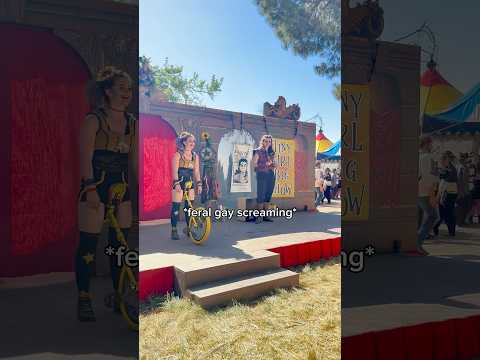 🌈 panic at the renfaire 😈 #comedy #circus #renfaire #lgbt