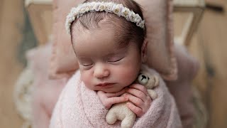 Violet's Newborn Photo Shoot & The Start of a New Year
