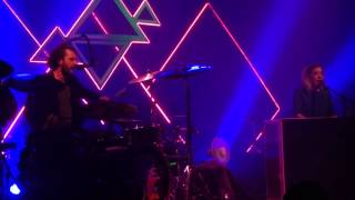Cats on Trees - Burn (03/12/2015 @ Bruxelles)