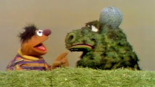 Sesame Street: Ernie Goes Rock Hunting (Full Version) (1969)