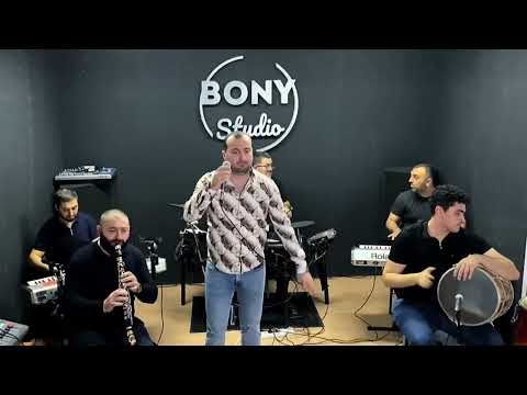 Kamo Avagyan - Boni bend - VOCH MI CAXIK QO BURMUNQ@ CHUNI Live