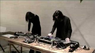 Zn'shñ (Elvire Bastendorff & Franck Smith) Live at Mudam 2008