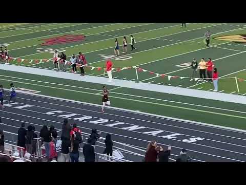 Kaidyn Roland-Brite (100 mt) in DelValle (7th grade)