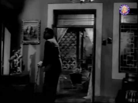 M.G. Ramachandran in Pallakku Vaanga Ponen - Panakkara Kudumbam