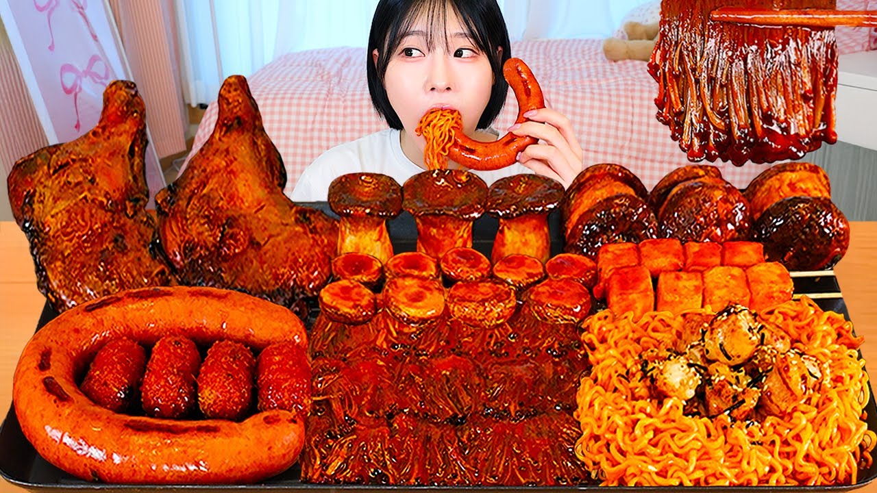 ASMR MUKBANG| 직접 만든 불닭 버섯 불닭볶음면 양념치킨 킬바사 소세지 대창 먹방 & 레시피 SPICY MUSHROOMS AND FIR