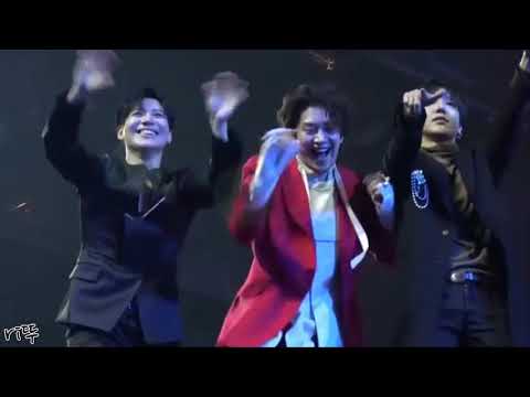 샤이니 태민_슈퍼주니어 김희철 _ 엑소 무대에 신난 태민,김희철ㅋㅋㅋㅋㅋ