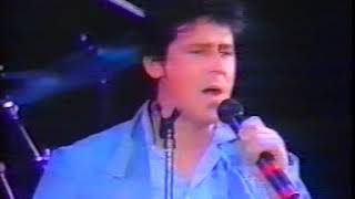 Shakin&#39; Stevens     Bad reputation  live