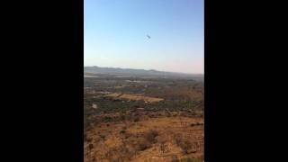 preview picture of video 'Alula evo high wind slope soaring south africa'