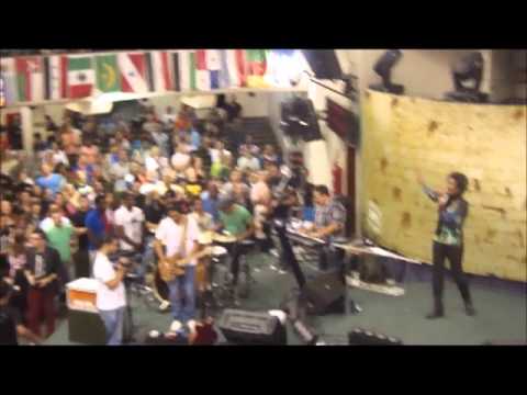 Bem vindo.........31 Maio 2013 - Batista Lagoinha - Nivea Soares.